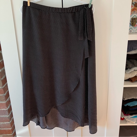 Polka dot faux wrap skirt - Picture 1 of 5